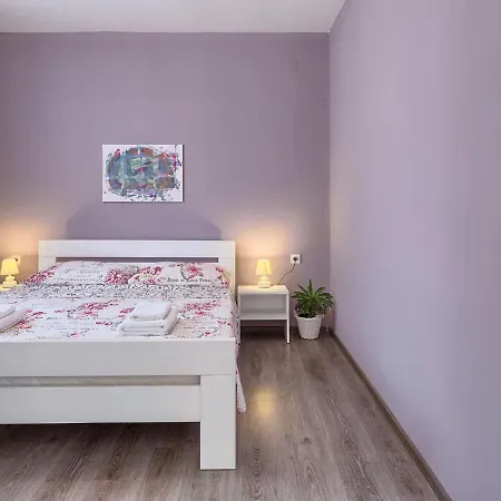 Holiday home Holiday Neja Loborika