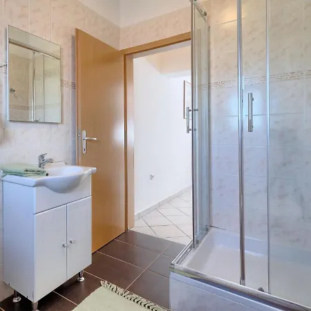 Casa de Férias Neja By Interhome *
