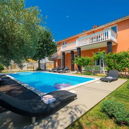 Holiday home Holiday Neja Loborika