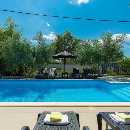 Casa de Férias Neja By Interhome *