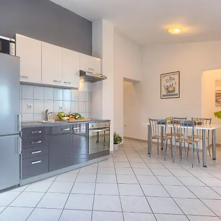 Casa de Férias Neja By Interhome Loborika