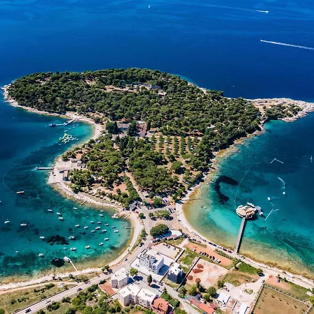 Holiday Neja Holiday home Loborika
