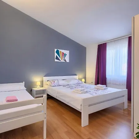 Ferienhaus Holiday Neja