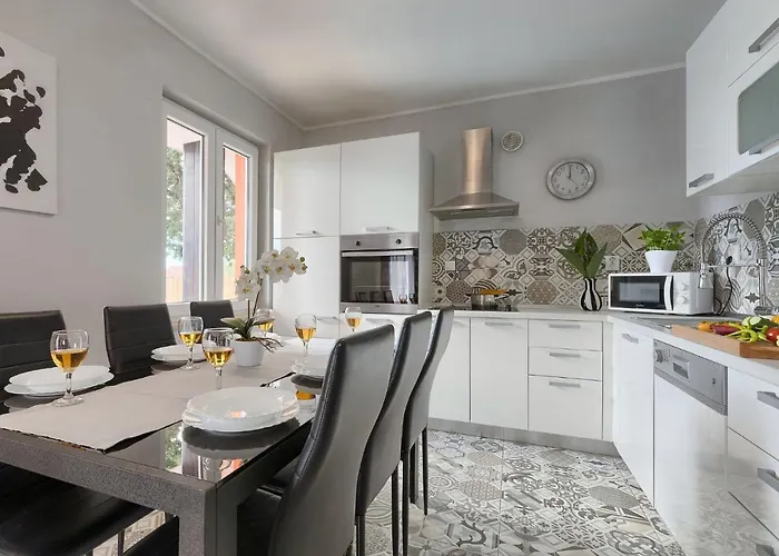 Neja By Interhome * Loborika